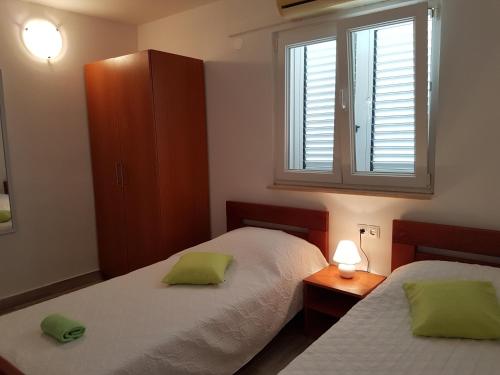 Apartments with parking space Novalja, Pag - 6504