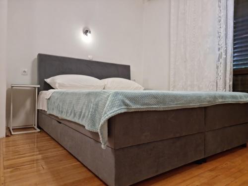 Apartments by the sea Starigrad, Paklenica - 6621