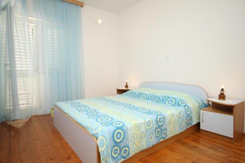 Posteľ alebo postele v izbe v ubytovaní Apartments with a parking space Baska Voda, Makarska - 6762