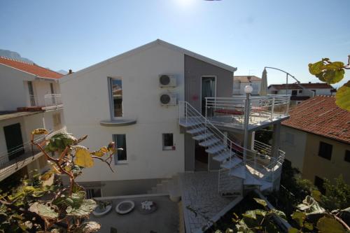 Fotografia z galérie ubytovania Apartments by the sea Podaca, Makarska - 8536 v Podaci