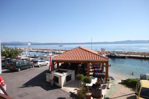 Apartments by the sea Podgora, Makarska - 6787