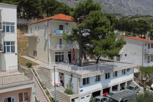 Apartments with a parking space Baska Voda, Makarska - 6912
