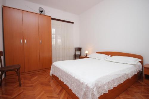 En eller flere senger på et rom på Holiday house with a parking space Sali, Dugi otok - 8138