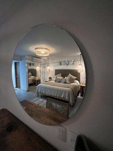 Ένα ή περισσότερα κρεβάτια σε δωμάτιο στο Zen Suites by Regente