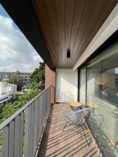 Μπαλκόνι ή βεράντα στο Zen Suites by Regente