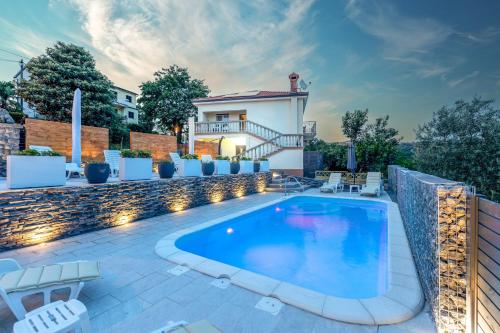 Apartments "Two Mary"