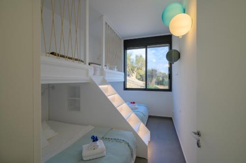 A bathroom at KOA Spa Villa-Luxury villa in Gialova with own Spa