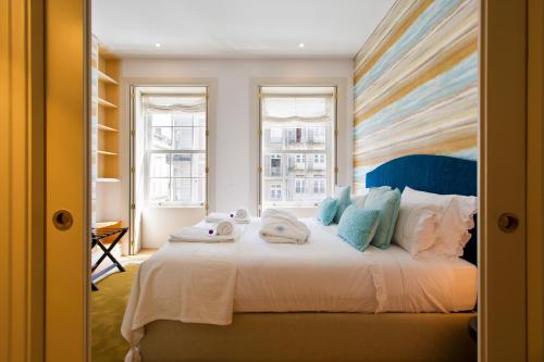 BOUTIQUE Rentals-Isabella Ribeira Apt great views
