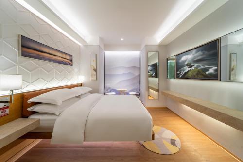 Gallery image of H-hotel Riverside in Chengdu