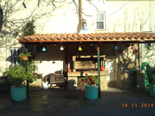 Gallery image of Soldatos Rooms in Marantochori