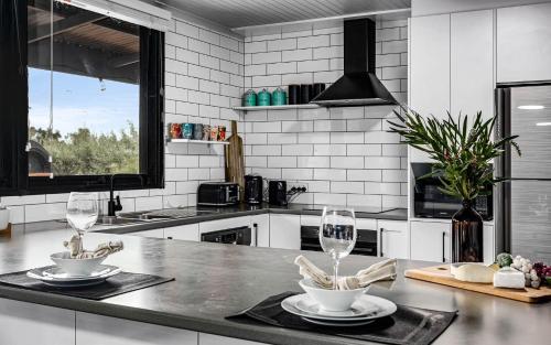 Dapur atau dapur kecil di Silvers Anchor 2 Bennett Street