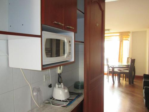 Dapur atau dapur kecil di Habitaciones En La Macarena mejor sitio del centro de Bogota Calle 30 A 4- 65 APTO 501