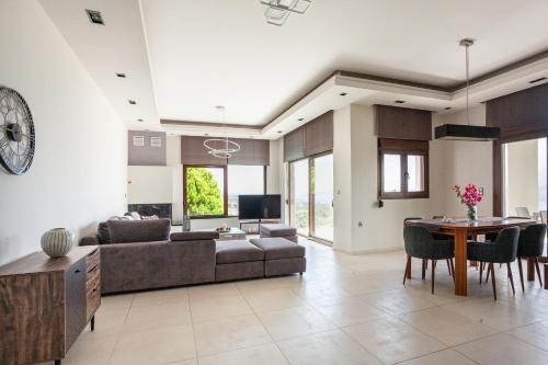 Μια τηλεόραση ή/και κέντρο ψυχαγωγίας στο Bay Overlook Villa