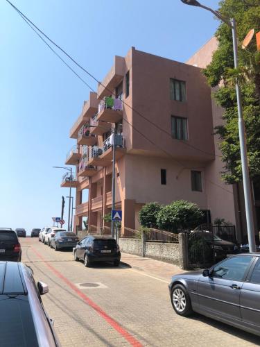 Edifici on està situat l'hostal o pensió