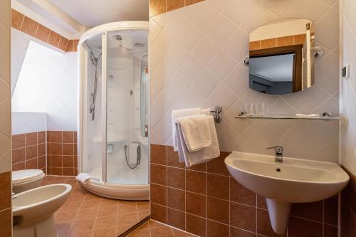 Koupelna v ubytování Hotel Polonia