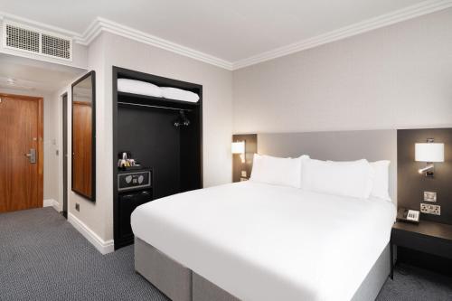 Katil atau katil-katil dalam bilik di Sofitel London Gatwick