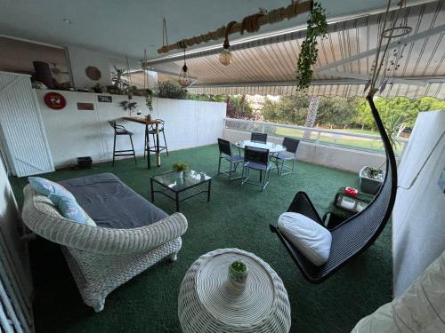 Large relaxed terrace, golf views