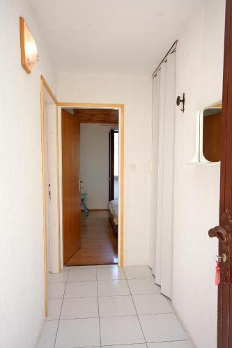 Apartments with parking space Supetarska Draga - Donja, Rab - 4991