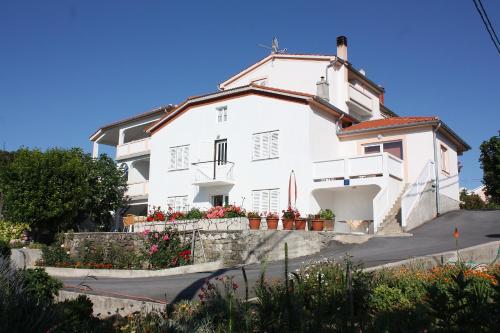 Apartments by the sea Kampor, Rab - 5058