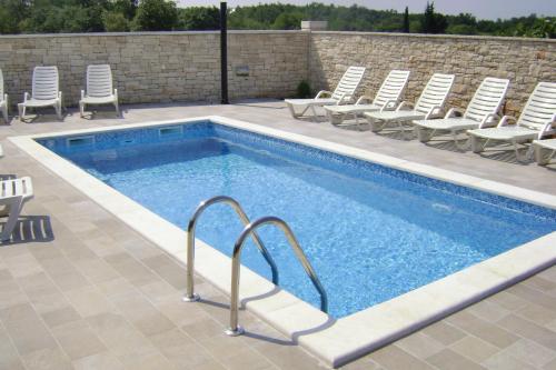 Family-friendly apartments with swimming pool Babici, Umag - 2531