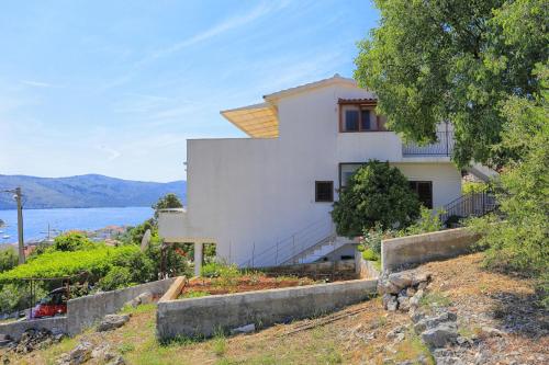Apartments with parking space Seget Vranjica, Trogir - 11273