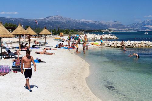 Fotografia z galérie ubytovania Apartments by the sea Trogir - 14988 v Trogiri