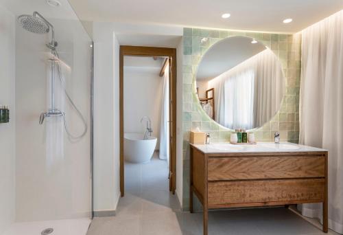 Un baño de Meliá Zahara Resort & Villas