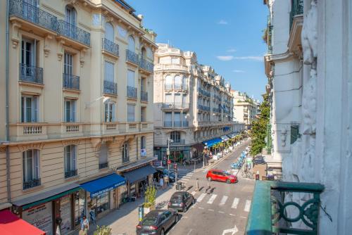 Stunning flat by the beach, Carre d'or-Negresco