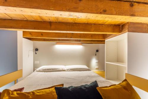 CASA OLFINIA - Cosy Studio Apartment on the canal
