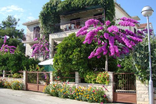 Apartment Stari Grad 8686d – Photos 2