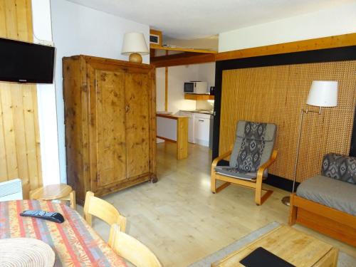 Bel appartement 3 pièces pour 6, proche pistes et commerces à Arc 1800 - FR-1-411-163