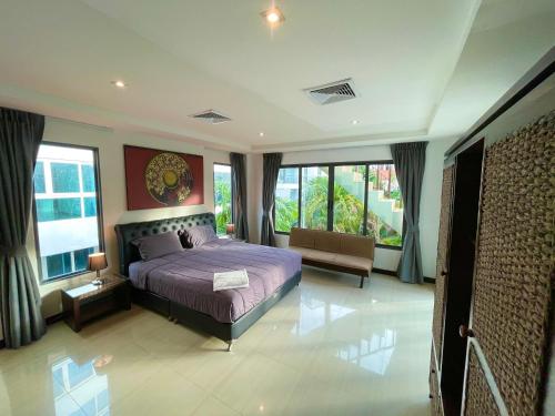 Fotografie z fotogalerie ubytování Private pool & Jacuzzi villa Pattaya - 600m from beach v destinaci Pattaya South