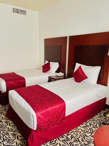 MRA Grand Hotel – Photos 2