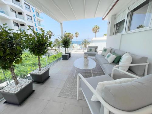 Attic by Grupo Compostelana