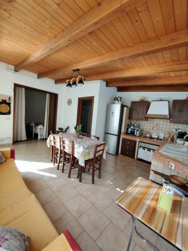 Η κουζίνα ή μικρή κουζίνα στο Casa Mendez