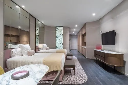 City Escapes Suites at SLS Lux Brickell Building photo 3