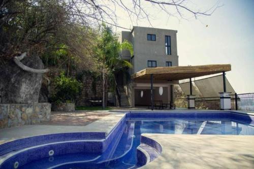Gallery image of Yauik S in Tequesquitengo