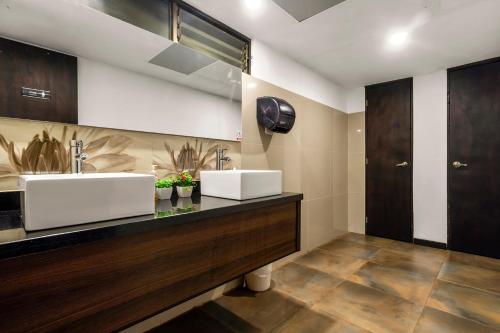 Kuchyň nebo kuchyňský kout v ubytování Hotel Estación Primavera Sisga