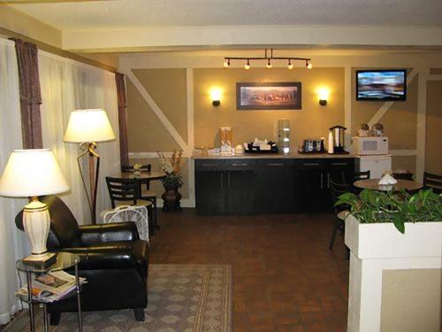 Americas Best Value Inn Webster City