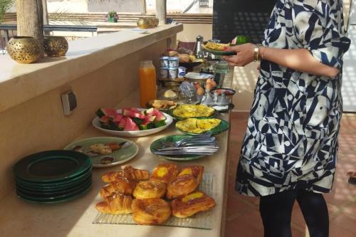 Mad på riaden eller i nærheden