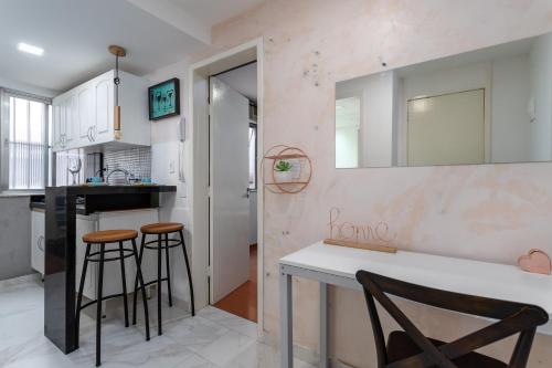 Uma casa de banho em Apartamento especial- Icarai Niterói