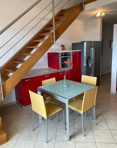 Apartments Josip - Sea view & Mountain view