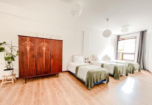 Central Loft with free parking
