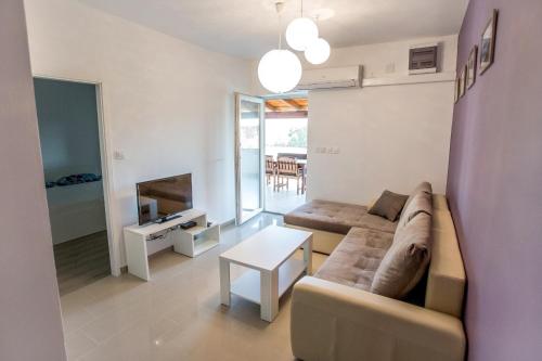Apartments with a parking space Starigrad, Paklenica - 6575