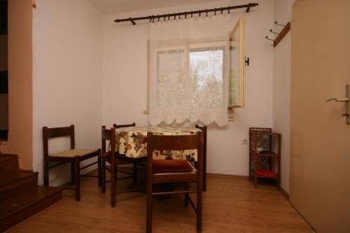 Apartments with a parking space Podgora, Makarska - 6645