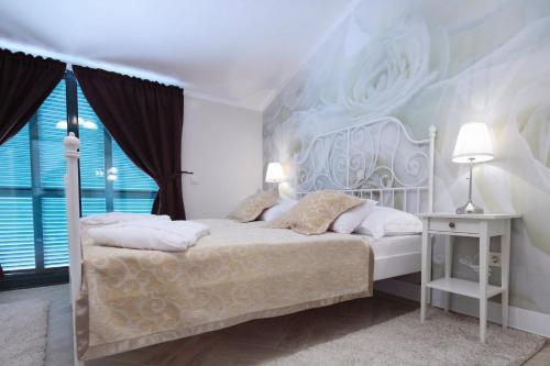 Holiday house with a swimming pool Makarska - 6668