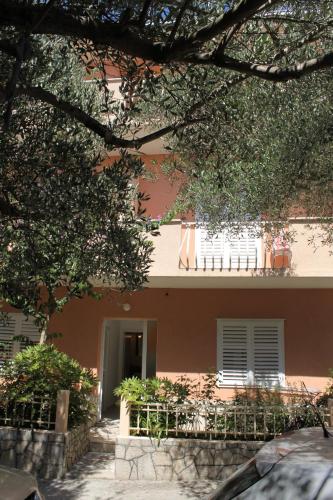 Apartment Tucepi 6806b – Photos 3