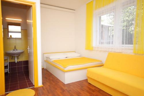 Apartments by the sea Starigrad, Paklenica - 6533
