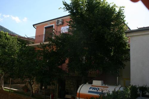 Fotografia z galérie ubytovania Apartments with a parking space Starigrad, Paklenica - 6605 v destinácii Starigrad-Paklenica