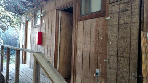 Balkón nebo terasa v ubytování Hobbit Hut